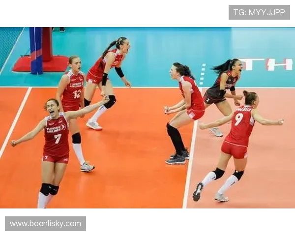 南京排球队在全国排球比赛经验排行榜中荣获第十名的荣耀时刻 南京排球队在全国排球比赛经验排行榜中荣获第十名的荣耀时刻